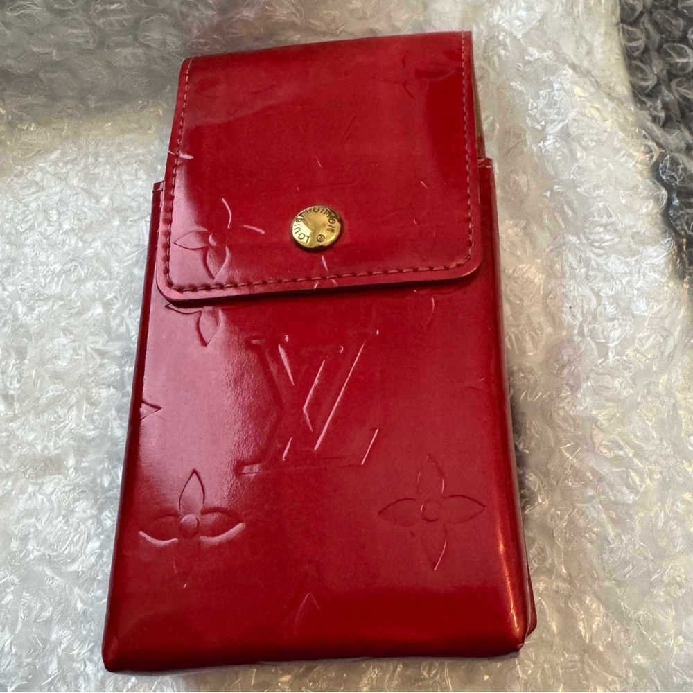 Louis Vuitton Vernis Red Wallet Case
